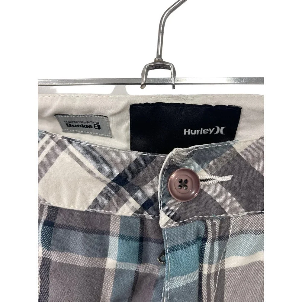 Hurley Buckle Plaid Chino Shorts Men’s Size 30 Waist